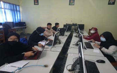 PELATIHAN KOMPUTER DAN JURNALISTIK BIDANG KOMINFO PCPM KALIBENING